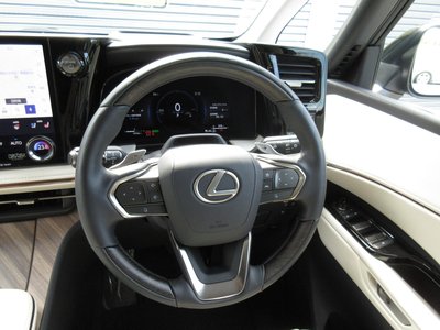 صورة مصغرة 26 لـ 2026 Lexus LM