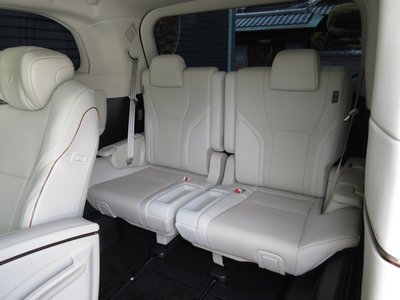 صورة مصغرة 21 لـ 2026 Lexus LM