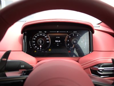 2026 Aston Martin DB12 照片 10