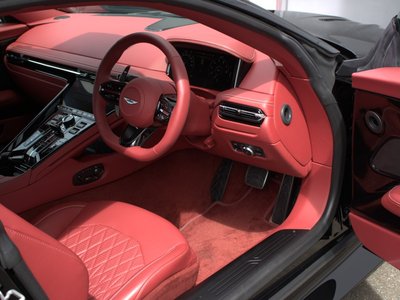 2026 Aston Martin DB12 照片 3