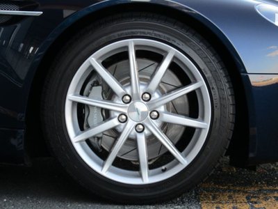 2006 Aston Martin V8 照片 16