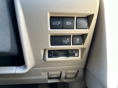 2026 Toyota LAND CRUISER 300 — фото 30