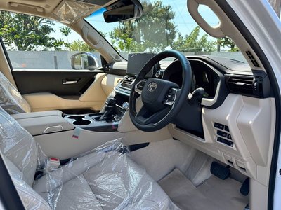 2026 Toyota LAND CRUISER 300 — фото 20