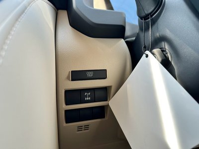 2026 Toyota LAND CRUISER 300 — фото 29