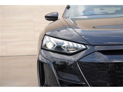 صورة 10 لـ 2021 AUDI E-TRON GT QUATTRO