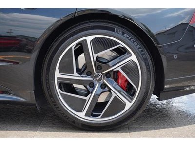 صورة 76 لـ 2021 AUDI E-TRON GT QUATTRO