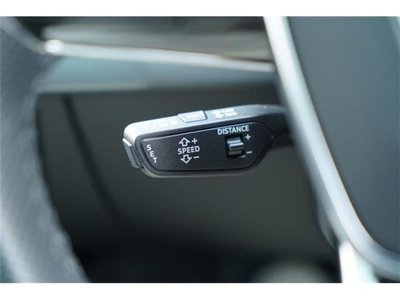 صورة 34 لـ 2021 AUDI E-TRON GT QUATTRO
