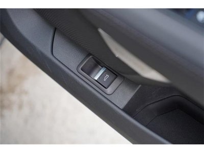 صورة 55 لـ 2021 AUDI E-TRON GT QUATTRO