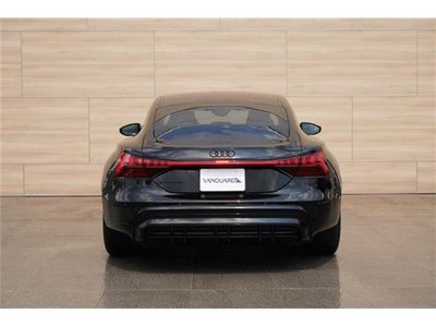 صورة 16 لـ 2021 AUDI E-TRON GT QUATTRO