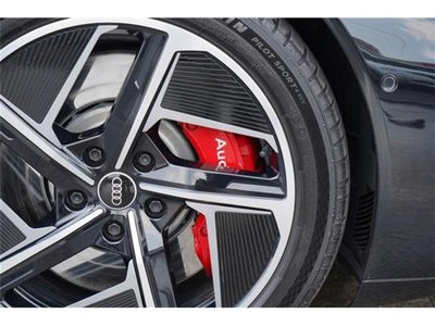 صورة 72 لـ 2021 AUDI E-TRON GT QUATTRO