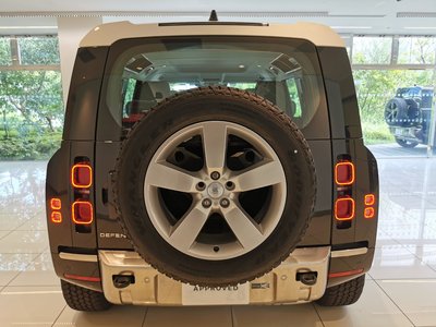 2025 LAND Rover DEFENDER — фото 27