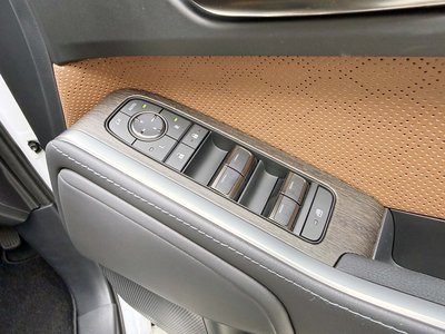 2025 Lexus GX 照片 25