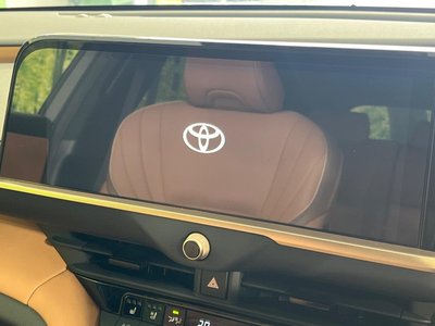 2024 Toyota CROWN SPORT photo 3