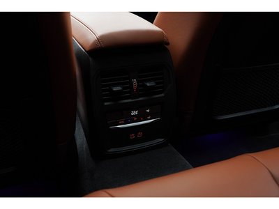 صورة مصغرة 49 لـ 2022 BMW Alpina B3