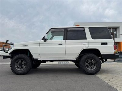 2000 Toyota LAND CRUISER 70 照片 11