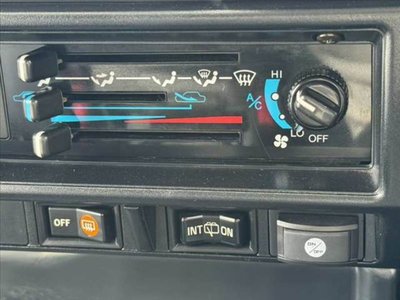 2000 Toyota LAND CRUISER 70 照片 4