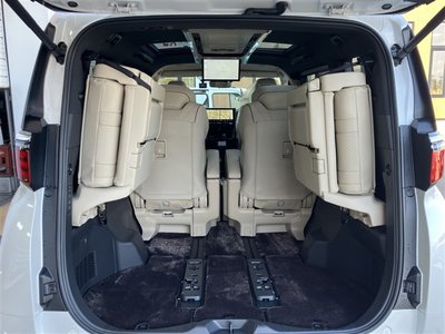 2024 Toyota ALPHARD — фото 14