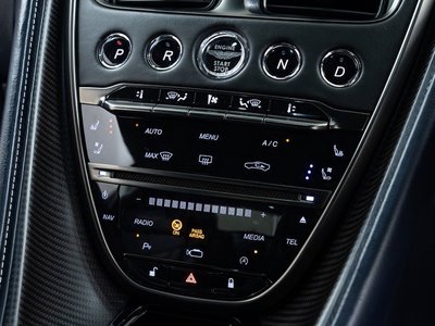 صورة مصغرة 64 لـ 2020 Aston Martin DBS SUPERLEGGERA