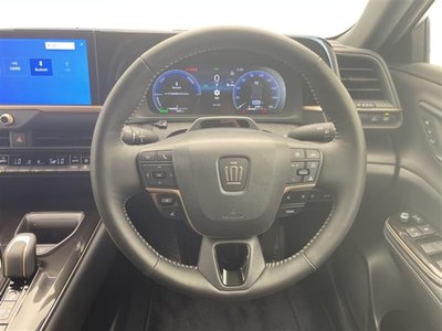 2024 Toyota CROWN SPORT photo 13