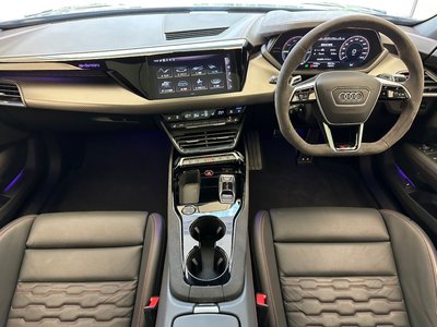 2023 AUDI RS E-TRON GT photo 3