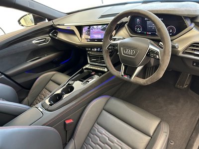 2023 AUDI RS E-TRON GT photo 12