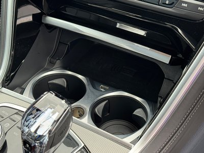 2020 BMW 8 SERIES thumbnail 33