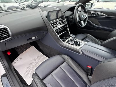 2020 BMW 8 SERIES thumbnail 39