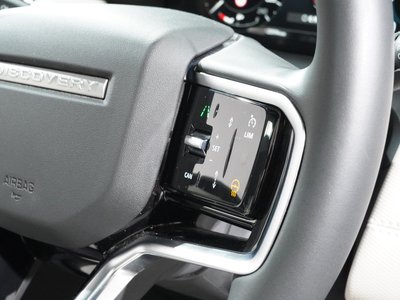 2023 LAND Rover DISCOVERY SPORT photo 6