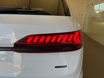 2023 AUDI Q7 — миниатюра 14