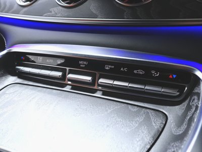 2023 Mercedes-BENZ GT AMG — миниатюра 18