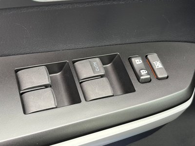 2019 Toyota TUNDRA thumbnail 31