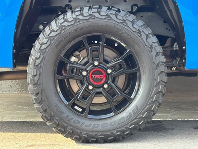 2019 Toyota TUNDRA photo 16