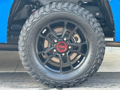 2019 Toyota TUNDRA photo 14