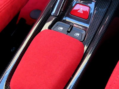 صورة مصغرة 68 لـ 2020 Ferrari 488 PISTA