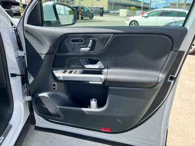 صورة 13 لـ 2024 Mercedes-BENZ GLB AMG