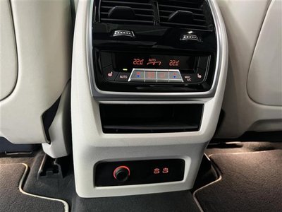 2020 BMW X7 photo 15