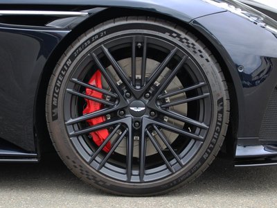صورة 6 لـ 2026 Aston Martin DB12