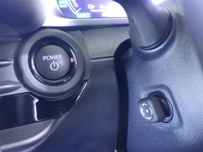 2025 Toyota CROWN ESTATE photo 16