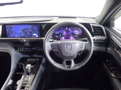2025 Toyota CROWN ESTATE thumbnail 27