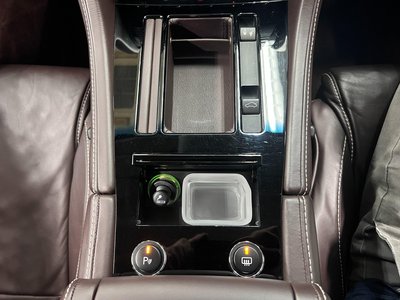 2008 Aston Martin V8 照片 28