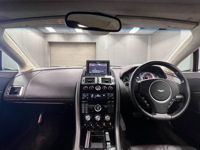 2008 Aston Martin V8 照片 21