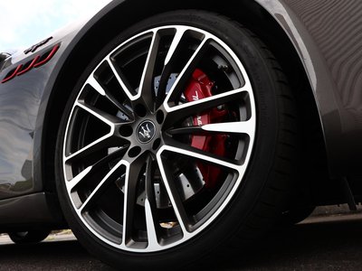 2021 Maserati QUATTROPORTE — фото 11