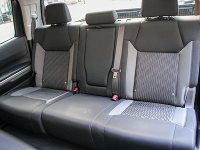 صورة 19 لـ 2016 Toyota TUNDRA