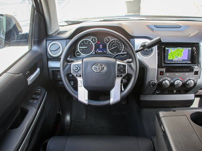 صورة 39 لـ 2016 Toyota TUNDRA