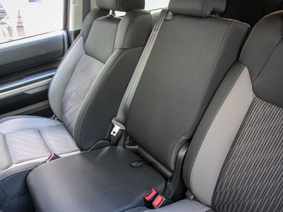 صورة 17 لـ 2016 Toyota TUNDRA