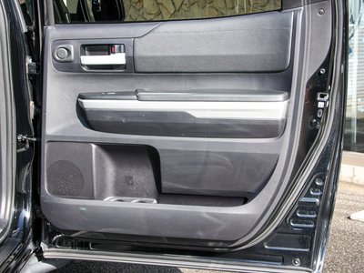 صورة 67 لـ 2016 Toyota TUNDRA