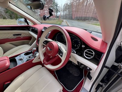 2022 Bentley BENTAYGA 照片 14