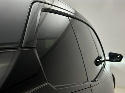 2025 BMW IX thumbnail 25