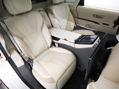 صورة 31 لـ 2024 Toyota CENTURY