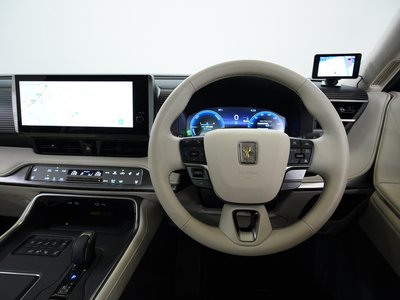 صورة 50 لـ 2024 Toyota CENTURY